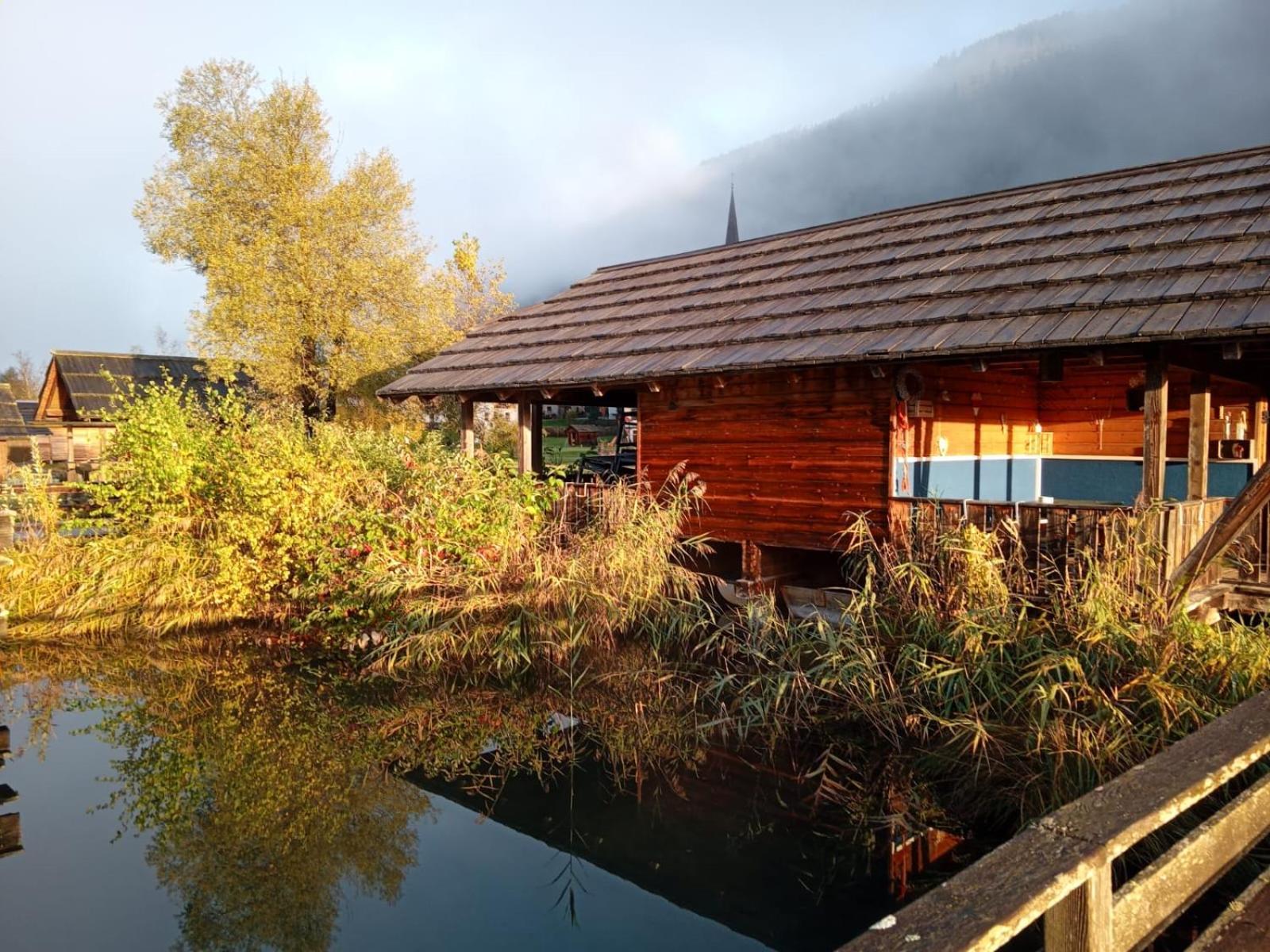 Seehotel & Seeapartments Kaerntnerhof- Direkt Am See! Weissensee Exterior foto